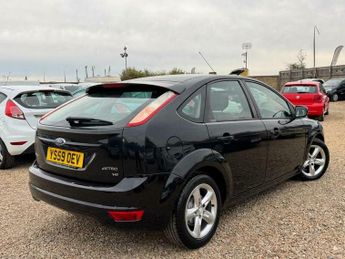 Ford Focus 1.6 Zetec 5dr