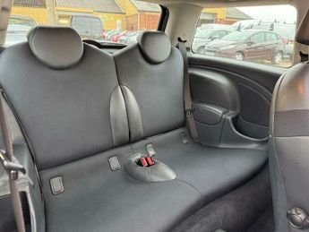 MINI Hatch 1.6 Cooper CVT Euro 4 3dr