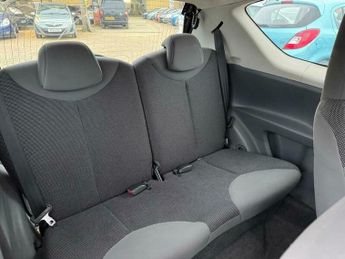 Peugeot 107 1.0 12V Urban 2 Tronic Euro 4 3dr