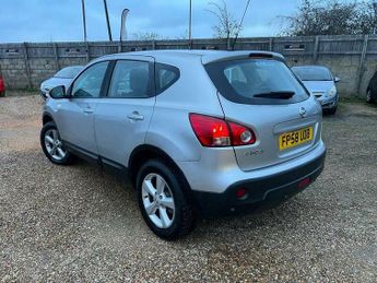 Nissan Qashqai 2.0 Acenta CVT 5dr