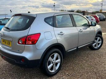 Nissan Qashqai 2.0 Acenta CVT 5dr