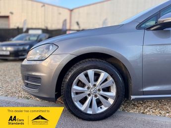 Volkswagen Golf SE TSI BLUEMOTION TECHNOLOGY DSG