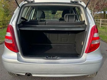 Mercedes-Benz A Class 1.5 A150 Classic SE CVT 5dr