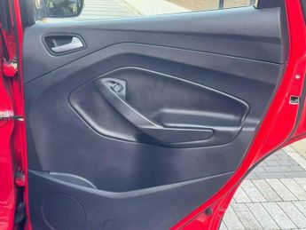 Ford Kuga 1.5T EcoBoost Zetec Auto AWD Euro 6 (s/s) 5dr