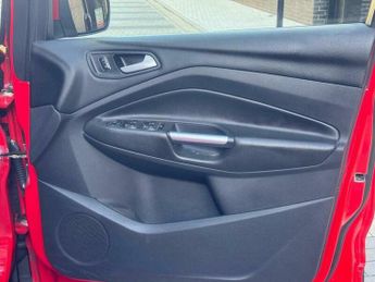 Ford Kuga 1.5T EcoBoost Zetec Auto AWD Euro 6 (s/s) 5dr