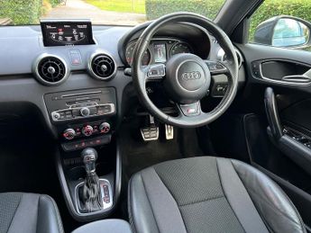 Audi A1 SPORTBACK TFSI S LINE