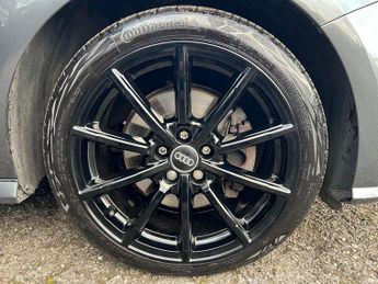 Audi A1 SPORTBACK TFSI S LINE