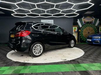 BMW 2 SERIES 2.0 220d Luxury Auto Euro 6 (s/s) 5dr