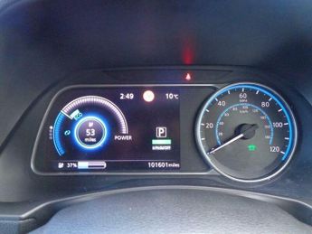 Nissan Leaf 40kWh N-Connecta Auto 5dr