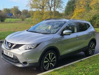 Nissan Qashqai 1.2 DIG-T Tekna XTRON 2WD Euro 6 (s/s) 5dr