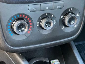 Fiat Punto 1.4 Dynamic Euro 5 (s/s) 5dr