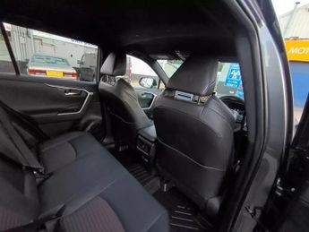 Toyota RAV4 VVT-I DYNAMIC