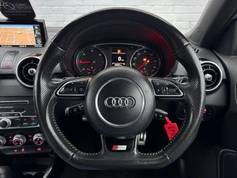 Audi A1 SPORTBACK TDI S LINE BLACK EDITION