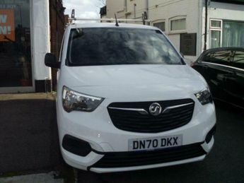 Vauxhall Combo 1.5 Turbo D 2300 Sportive L2 H1 Euro 6 (s/s) 4dr