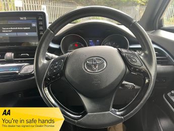Toyota CHR DESIGN (LEATHER-SAT NAV)