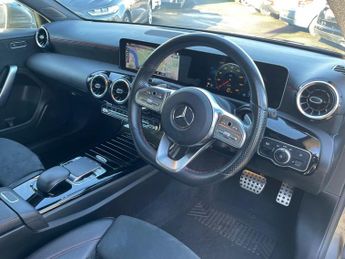 Mercedes A Class 1.3 A 180 AMG LINE EXECUTIVE