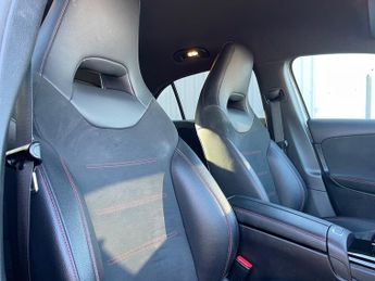 Mercedes A Class 1.3 A 180 AMG LINE EXECUTIVE