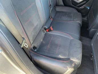 Mercedes A Class 1.3 A 180 AMG LINE EXECUTIVE