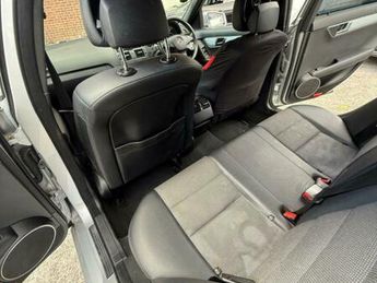 Mercedes-Benz C Class 1.8 C180 BlueEfficiency Sport Auto Euro 5 4dr