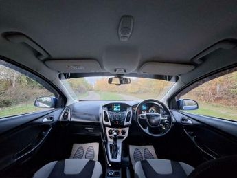 Ford Focus 1.6 Zetec Powershift Euro 5 5dr