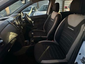 Dacia Sandero 0.9 TCe Ambiance Euro 6 (s/s) 5dr