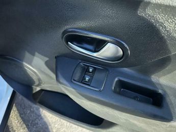 Dacia Sandero 0.9 TCe Ambiance Euro 6 (s/s) 5dr