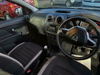 Dacia Sandero 0.9 TCe Ambiance Euro 6 (s/s) 5dr