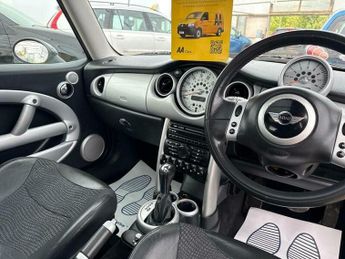 MINI Hatch 1.6 Cooper CVT Euro 3 3dr