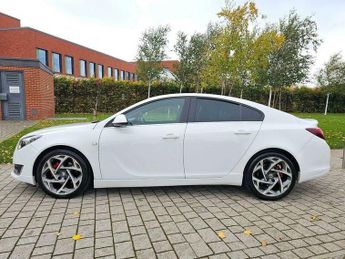 Vauxhall Insignia 2.0 CDTi SRi VX Line Nav Auto Euro 6 5dr