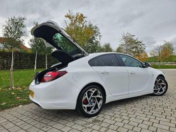 Vauxhall Insignia 2.0 CDTi SRi VX Line Nav Auto Euro 6 5dr