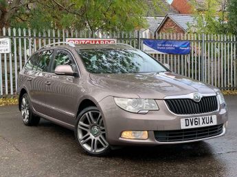 Skoda Superb 2.0 TDI Elegance DSG Euro 5 5dr