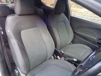 Ford Fiesta ST-LINE