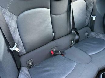 MINI Hatch 1.5 Cooper Hatchback 5dr Petrol Auto Euro 6 (s/s) (136 ps)