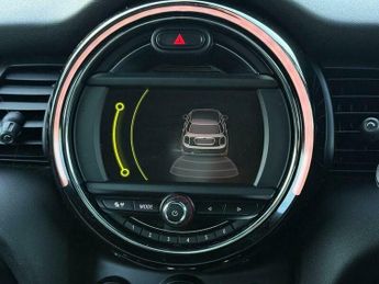 MINI Hatch 1.5 Cooper Hatchback 5dr Petrol Auto Euro 6 (s/s) (136 ps)