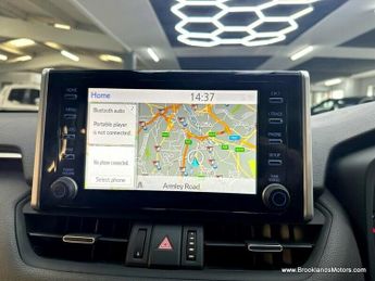 Toyota RAV4 2.5 VVT-I DESIGN [SAT NAV, REVERSE CAMERA & 4WD]