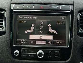 Volkswagen Touareg V6 R-LINE TDI BLUEMOTION TECHNOLOGY