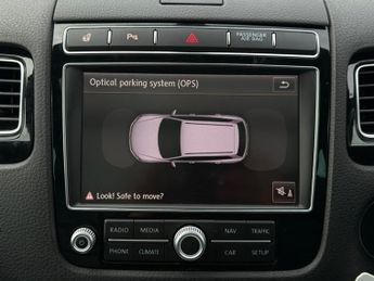 Volkswagen Touareg V6 R-LINE TDI BLUEMOTION TECHNOLOGY