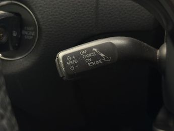 Volkswagen Touareg V6 R-LINE TDI BLUEMOTION TECHNOLOGY