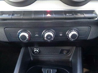 Audi Q2 1.5 TFSI CoD 35 Sport S Tronic Euro 6 (s/s) 5dr