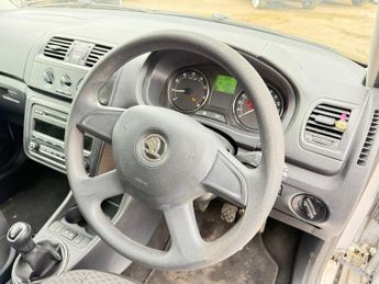 Skoda Fabia 1.2 SE Hatchback 5dr Petrol Manual Euro 5 (69 ps)