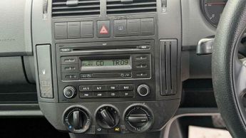 Volkswagen Polo 1.4 S 5dr