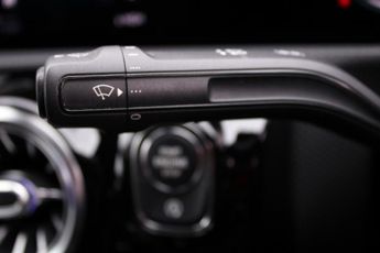 Mercedes A Class A 180 D AMG LINE PREMIUM