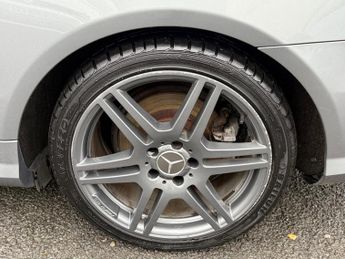 Mercedes E Class 2.1 E220 CDI BlueEfficiency Sport Cabriolet G-Tronic+ 2dr 170BHP