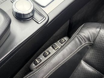 Mercedes E Class 2.1 E220 CDI BlueEfficiency Sport Cabriolet G-Tronic+ 2dr 170BHP