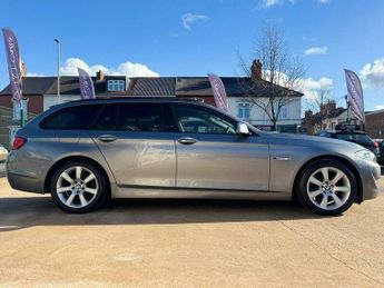 BMW 5 SERIES 2.0 520d SE Touring 5dr Diesel Steptronic Euro 5 (s/s) (184 ps)
