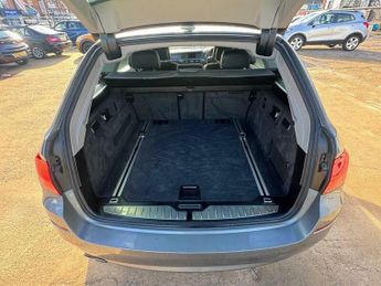 BMW 5 SERIES 2.0 520d SE Touring 5dr Diesel Steptronic Euro 5 (s/s) (184 ps)