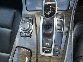 BMW 5 SERIES 2.0 520d SE Touring 5dr Diesel Steptronic Euro 5 (s/s) (184 ps)