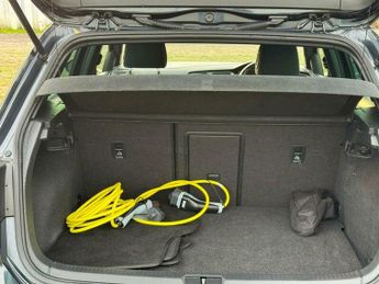 Volkswagen Golf 1.4 TSI 8.7kWh GTE Advance Hatchback 5dr Petrol Plug-in Hybrid D