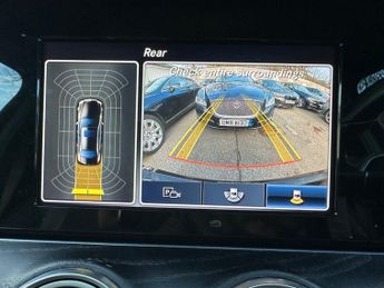 Mercedes E220 E 220 D AMG LINE PREMIUM