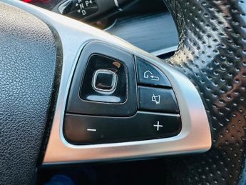 Mercedes E220 E 220 D AMG LINE PREMIUM